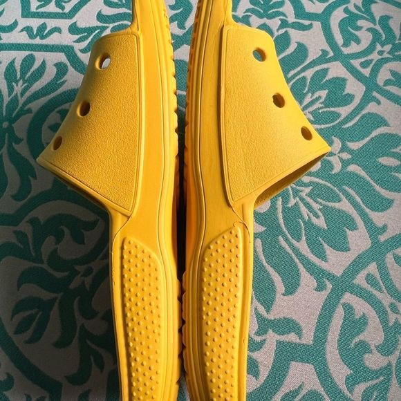 CROCS Wu Tang Clan Black & Yellow Slip On Slides Size 6 - Picture 3 of 7